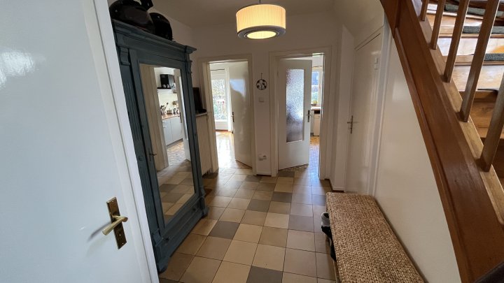Gemütlich, gepflegt und herrlicher Garten – Einfamilienhaus in Adresslage von Ahrensburg