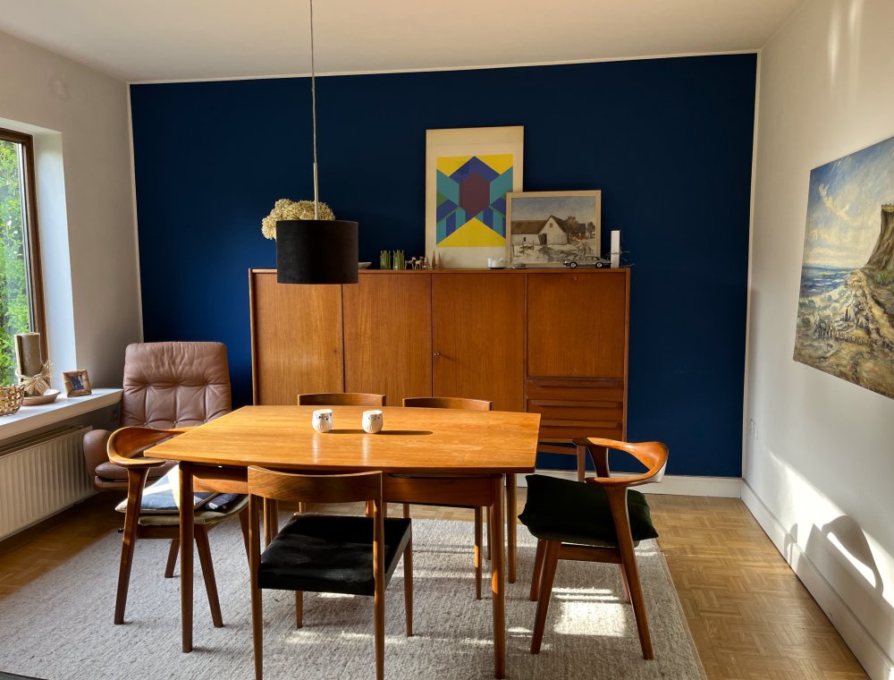 Mit dem Wohnzimmer verbunden